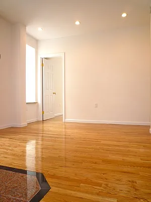 Rented by Union Square Property Management | media 18