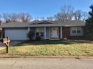 4140 Bridgehampton Dr, Saint Charles, MO 63304