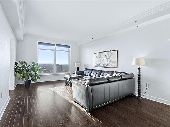 3rd image of 3445 Stratford Rd NE APT 3601