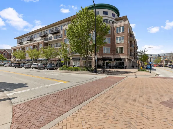 100 S Emerson St Unit 205, Mount Prospect, IL 60056