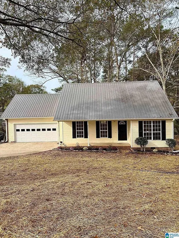3 bed, 1890 sqft, $1,200 — Photo 1