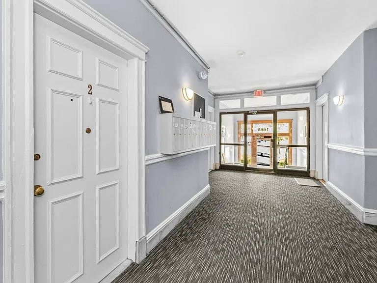 1665 Commonwealth Ave — Photo 2
