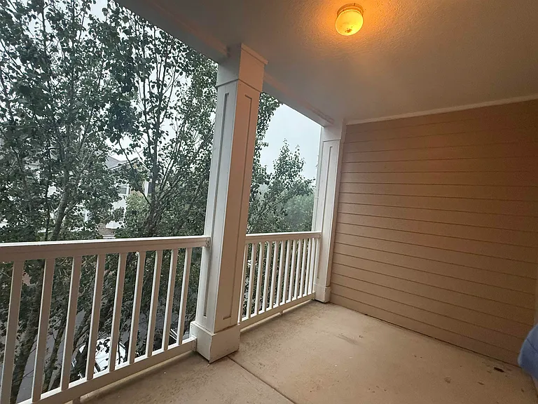 2801 Chancellorsville Dr #1326 — Photo 29
