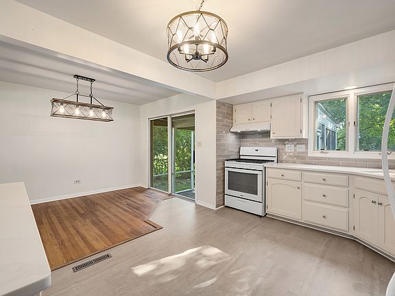 4th image of 6151 Leonard Ave
