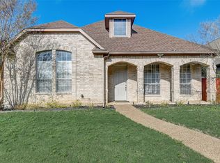 12205 Chapelview Dr, Farmers Branch, TX 75234