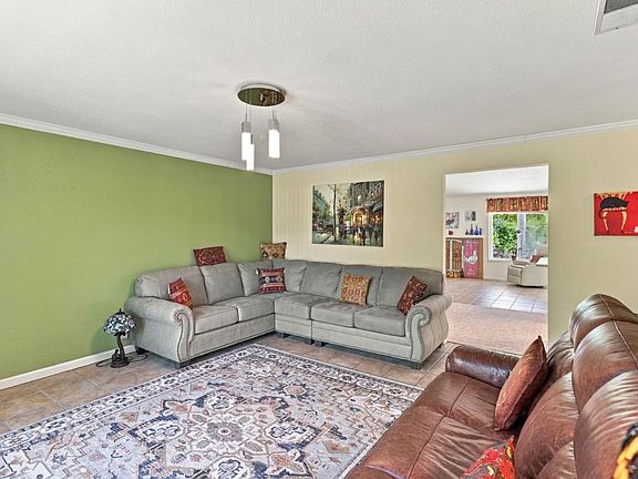 5th image of 8568 Silvia St