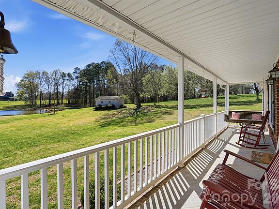 4th image of 1545 Gin Rd