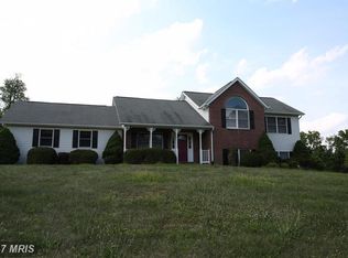 2664 Secretariat Dr, Finksburg, MD 21048