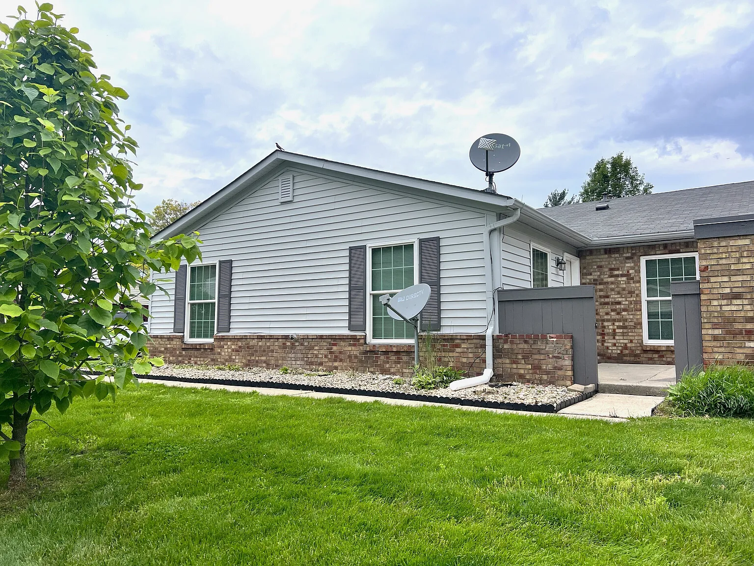 4413 Clovelly Ct photo 1