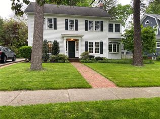 38 Potter Pl, Fairport, NY 14450