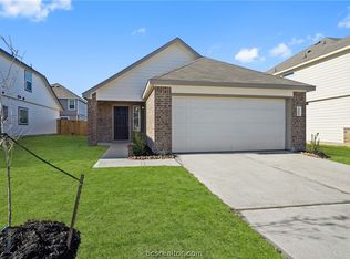 982 Harper Ln, Bryan, TX 77803