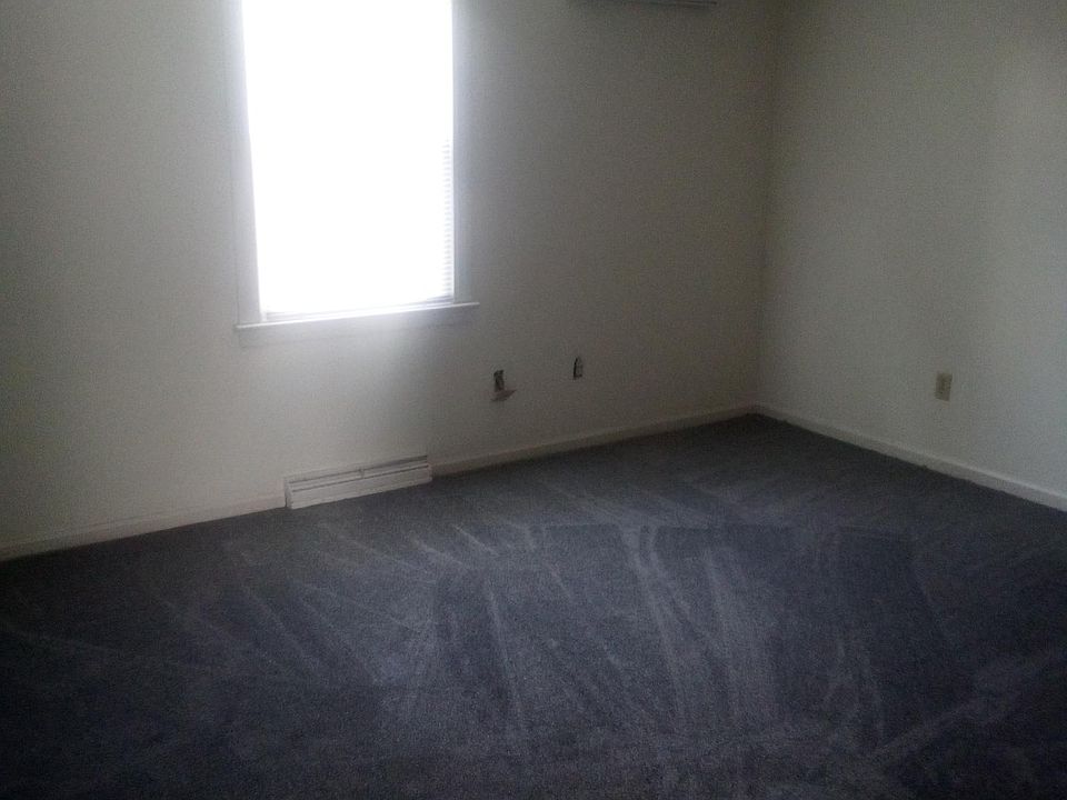 Bedroom without furniture. Rent furnished OR unfurnished, you choose.