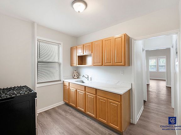 4th image of 17722 105th Ave