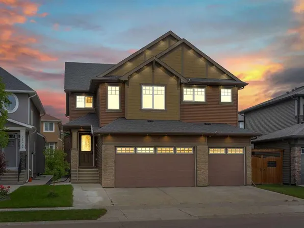 248 S Sandpiper Blvd, Chestermere, AB T1X 0Y5
