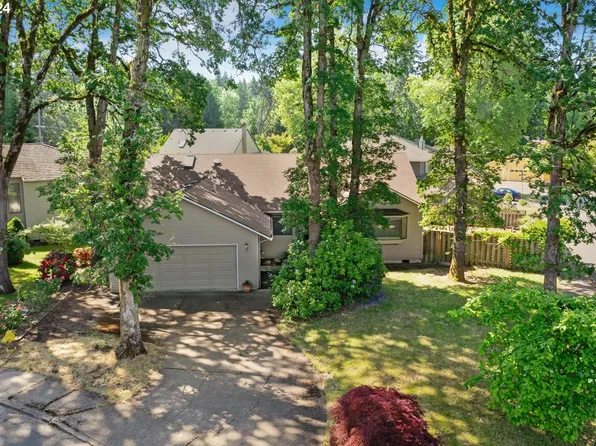 17090 SW Chatelain Dr, Beaverton, OR 97003