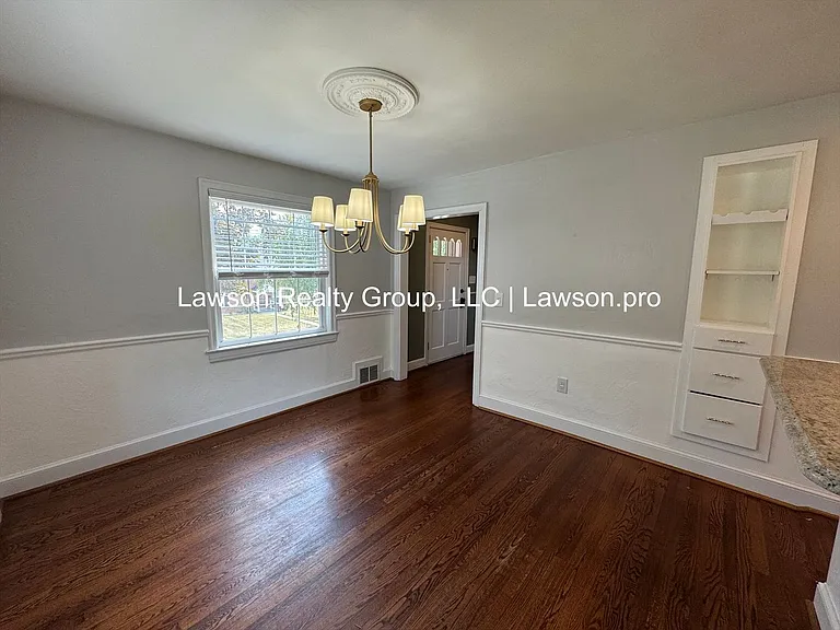 2425 Fairway Dr SW — Photo 8
