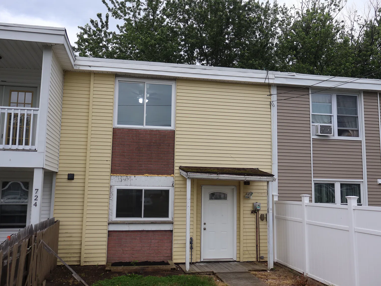 3 bed, 1280 sqft, $2,900 — Photo 2