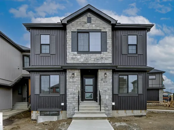 30 Chartres Close NW, Saint Albert, AB T8T 2C9