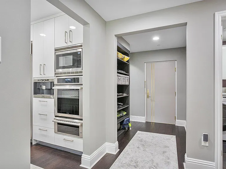 200 E Palmetto Park Rd #10 — Photo 14