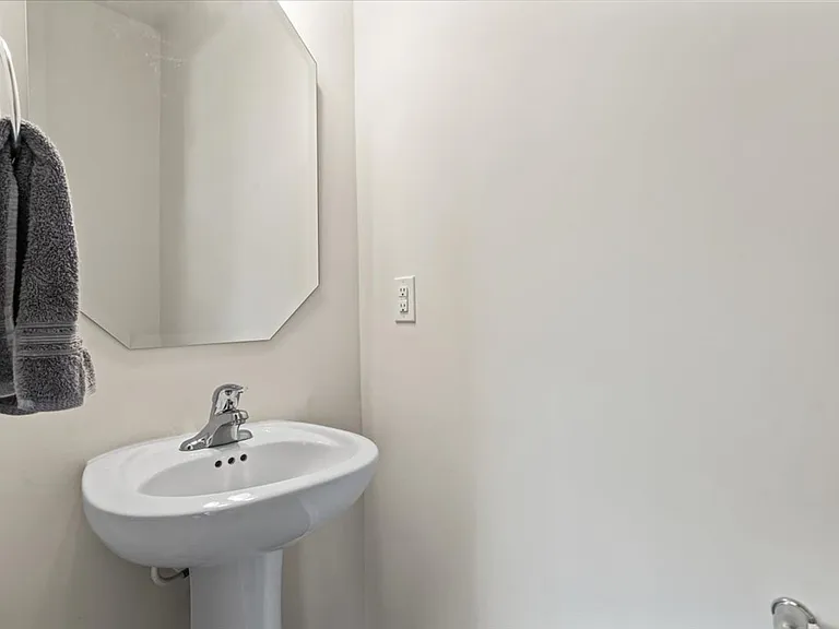 4529 Iron Oak Ln #1 — Photo 26