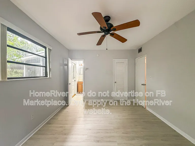 19531 Whispering Pines Rd — Photo 3