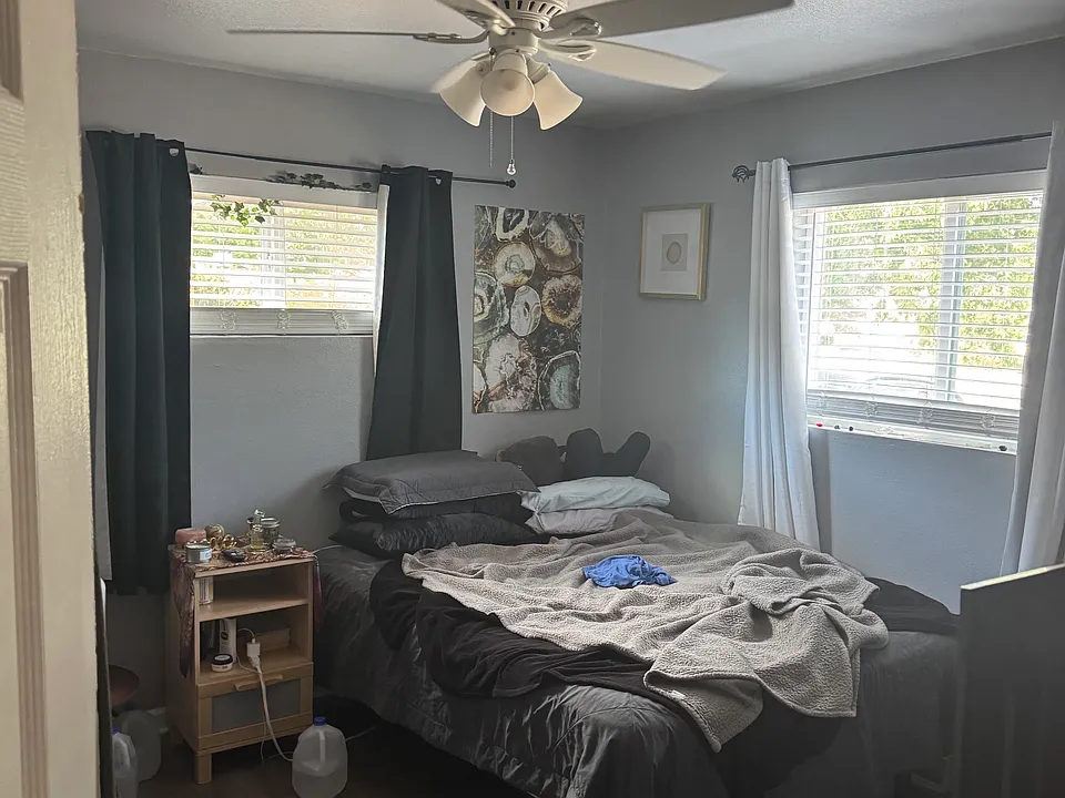 155 Xavier St #1