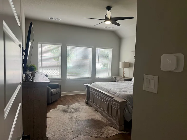 2413 Stella Ln — Photo 36