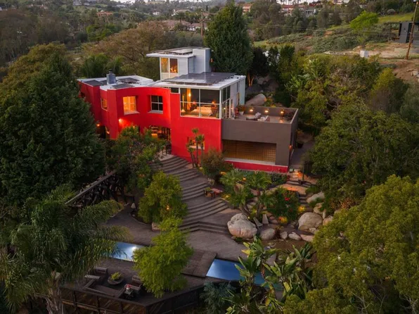 2893 Paseo Del Sol, Escondido, CA 92025