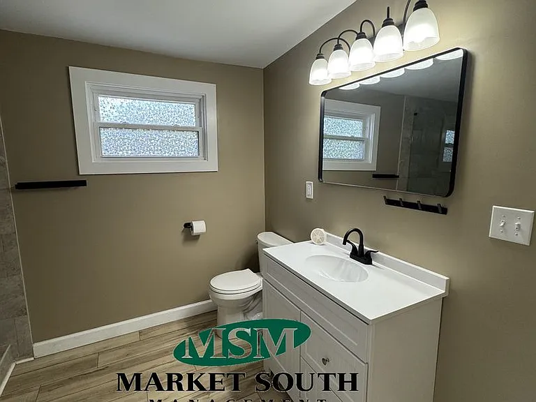 905 Elliott Ave — Photo 11