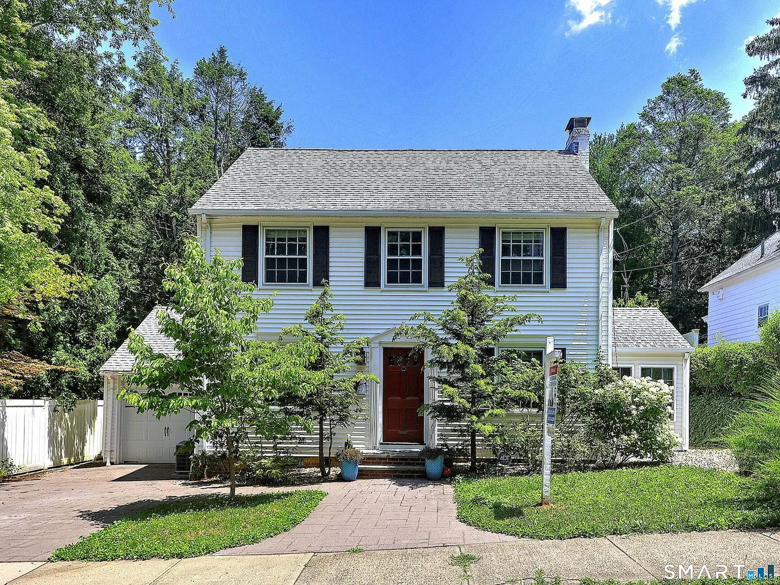 3 bed, 2.5 bath, 2397 sqft, $3,350 — Photo 1