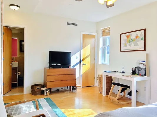 Rented by Matthew Gros-Werter, LREB  | media 16