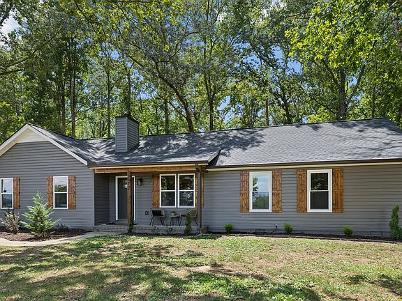 5th image of 6512 Woodland Dr