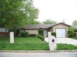 1st image of 2700 Fairway Dr