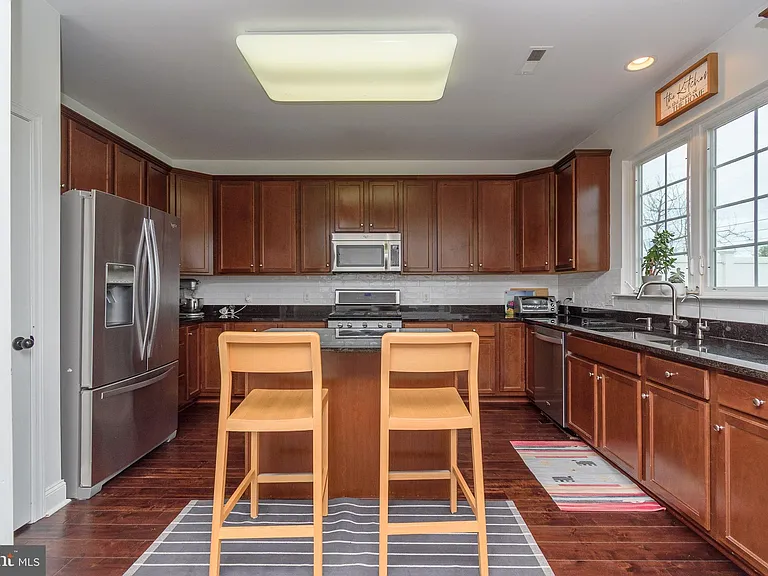 303 Ellison Dr — Photo 15
