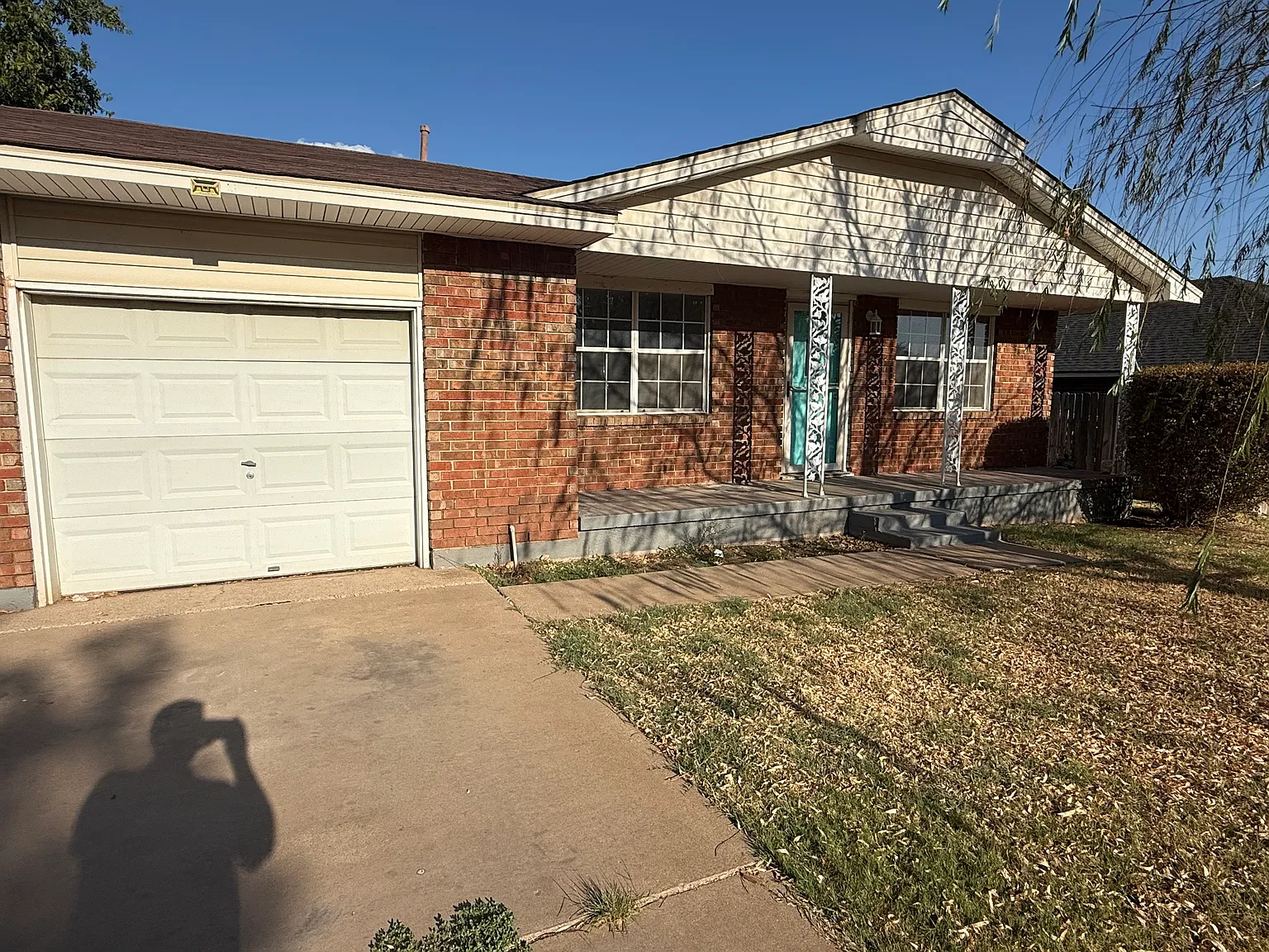 4 bed, 1200 sqft, $1,400 — Photo 1