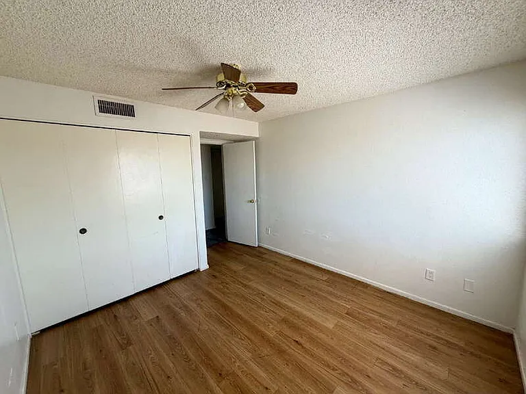 10660 W Concordia Dr #1 — Photo 8