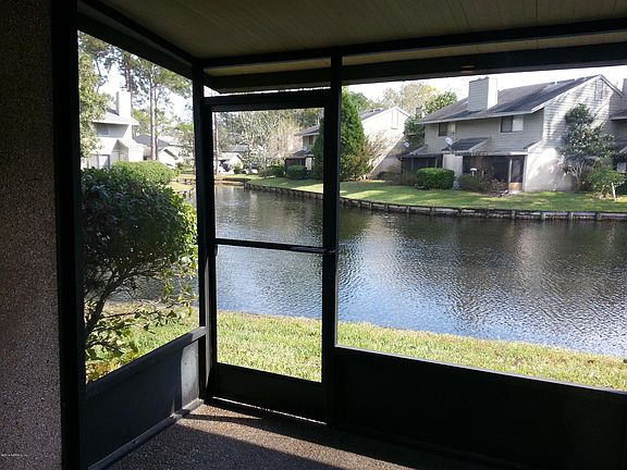 2nd image of 7701 Baymeadows Circle W #1033
