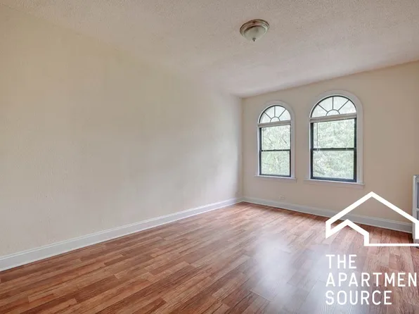 1746 N Humboldt Blvd #302, Chicago, IL 60647