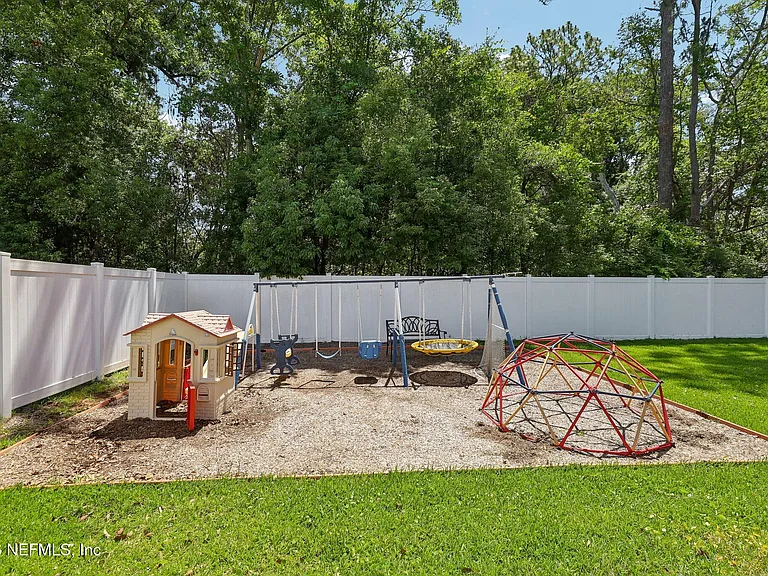 6117 Patriots Landing Ln — Photo 28