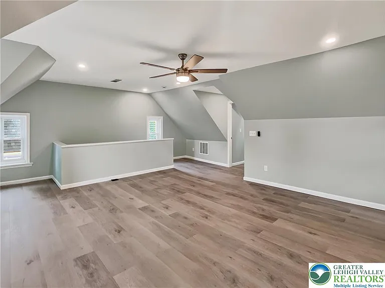411 Main St #2 — Photo 28