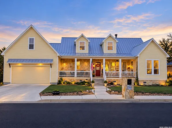 217 YORKTOWN BLVD, Kerrville, TX 78028