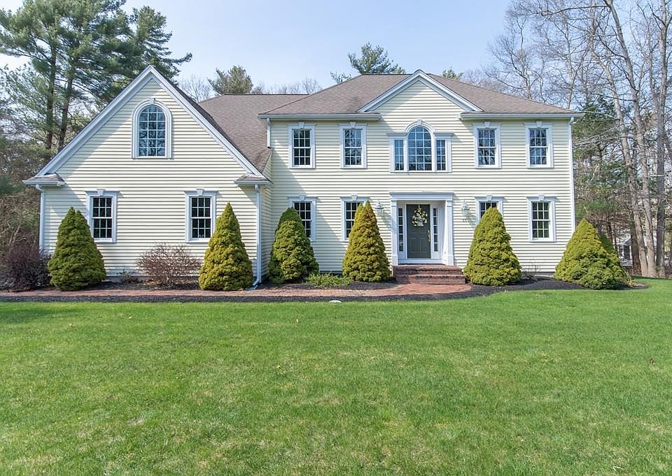 1st image of 51 Grange Ct