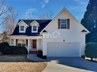 11 Bittercrest Ct, Simpsonville, SC 29680