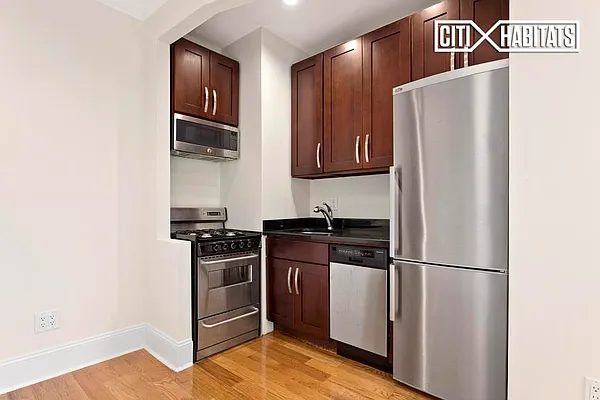 Rented by Citi Habitats | media 6