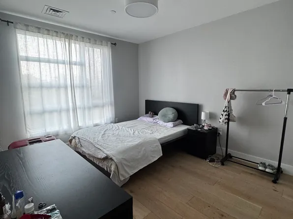 1650 Commonwealth Ave #406, Brighton, MA 02135