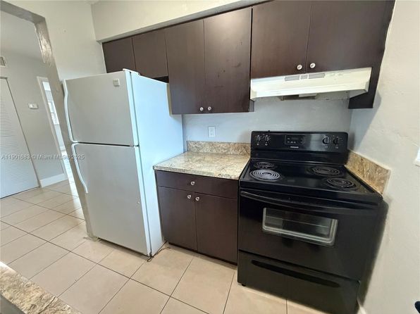 2129 Davie Blvd APT 135