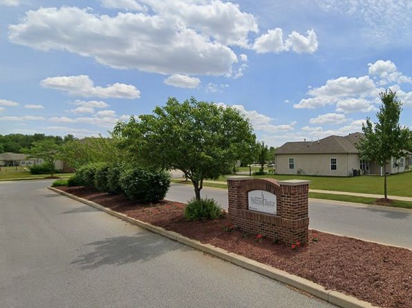 3702 Trace Cir #3704