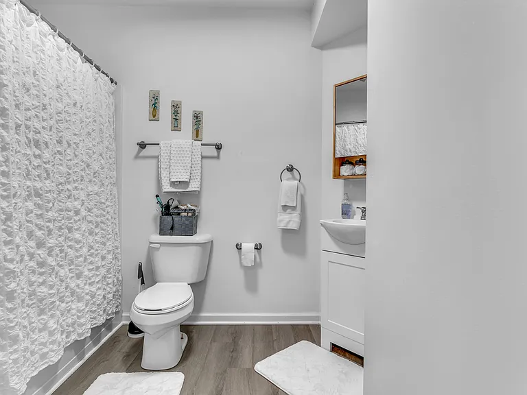 206 Princess Anne St — Photo 8