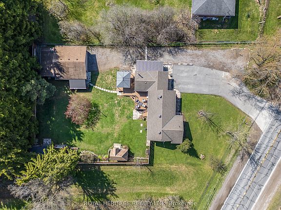 5th image of 4003 Wallace Point Rd