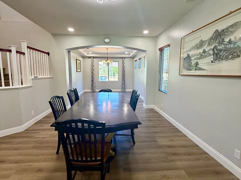 37121 Edgemont Dr — Photo 8